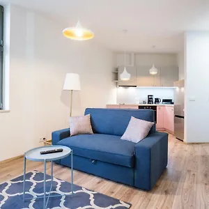 https://apartments-pozna-maeckiego.poznan-hotels.com